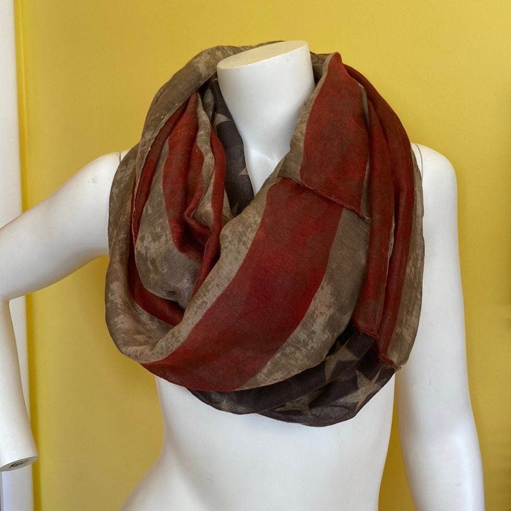 🇺🇸🇺🇸 American flag infinity scarf 🇺🇸🇺🇸 FREE SHIPPING!!